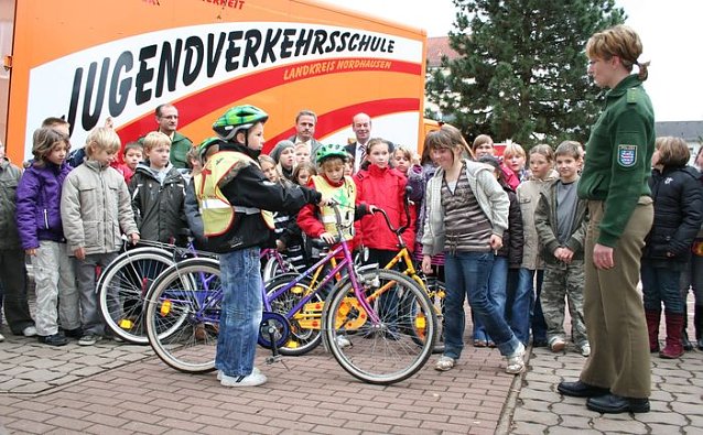 Bild: Rollende Schule