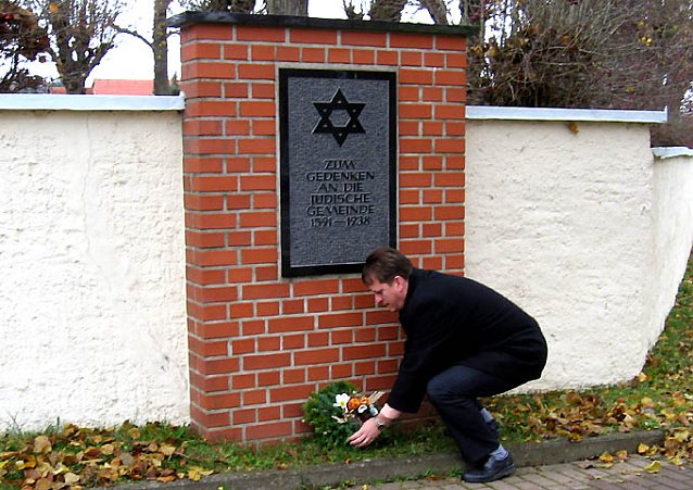 Bild: Der Opfer gedacht
