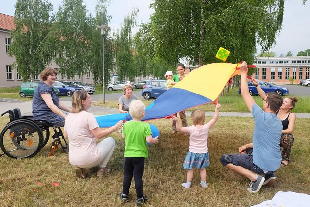 Bild: Spa&szlig; und Freude sind beim Eltern-Kind-Picknick nicht zu kurz gekommen