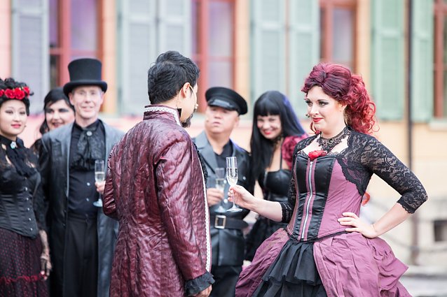 Bild: La traviata mit glanzvoller Premiere