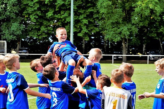 Bild: Titel geholt: Urbacher Fu&szlig;ballnachwuchs wird Kreismeister