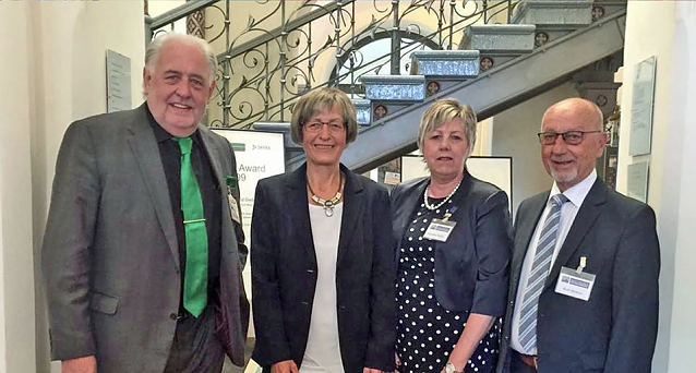 Bild: Hermann-Josef Ahmann, Diplom &Ouml;konom und Multiplikator aus Dortmund, Dr. Hannelore Pientka, Ellrich, Fach&auml;rztin f&uuml;r Neurologie und Psychiatrie, Martina R&ouml;der, Gesch&auml;ftsf&uuml;hrerin Neanderklinik, Vorsitzende des Deutschen Pflegeverbandes e.V., Rolf H&ouml;fert, Gesch&auml;ftsf&uuml;hrer des Deutschen Pflegeverbandes (DPV) e.V.