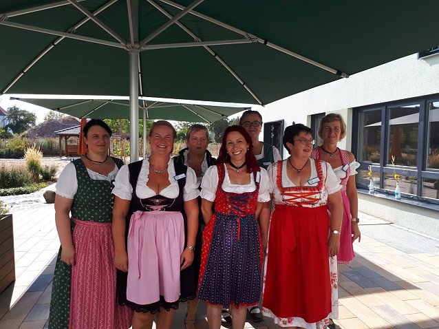 Bild: Sommerfest im Rolandhaus