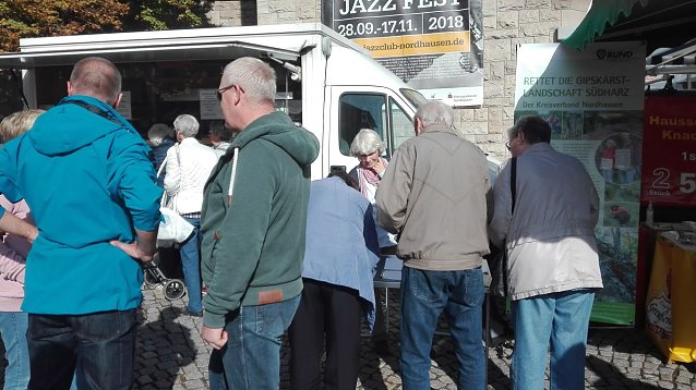 Bild: BUND sammelte Unterschriften gegen den Regionalplan zum Gipsabbau