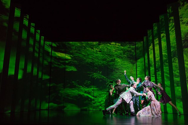 Bild: Das Ballett TN LOS! in Ein Sommernachtstraum
