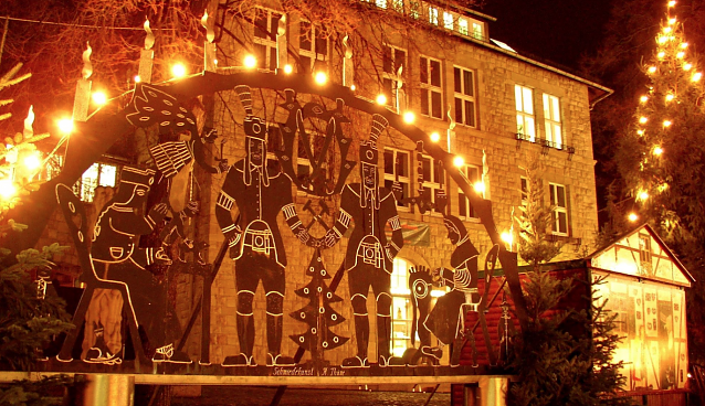 Bild: Weihnachtliches Markttreiben in Nordhausen
