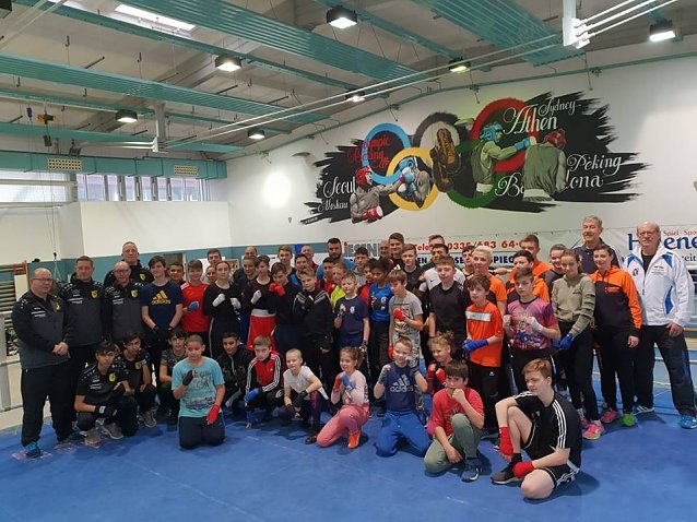 Bild: Boxjugend am Olympiast&uuml;tzpunkt