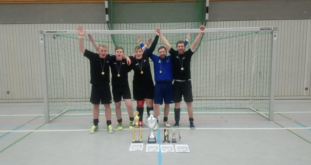 Bild: v.l.: Phillip Plate, Oliver Bodtke, Jenny Kowielsky, Andreas Seifert, Dominique Scheit