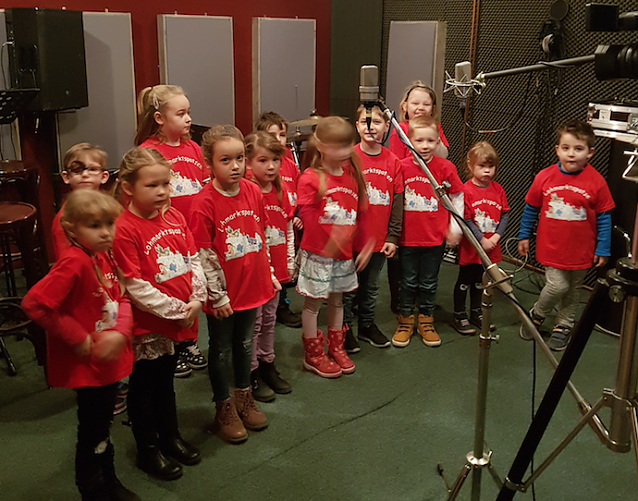 Bild: Ein Lied hat Geburtstag - die Kinder des Lohmarkt Kindergartens im Studio