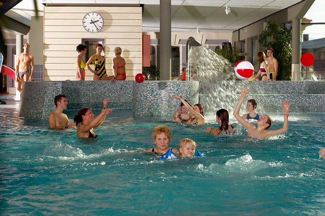 Bild: Das Badehaus feiert 18. Geburtstag