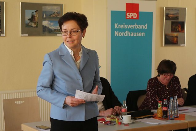 Bild: Finanzministerin Heike Taubert will weiter investieren