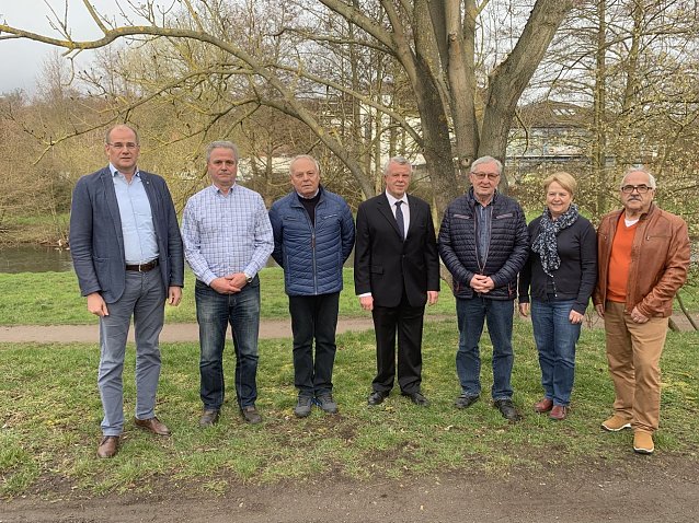 Bild:  von links: Schirmherr LR Matthias Jendricke, Schatzmeister Dieter K&ouml;hler, stellv. Vorsitzender J&uuml;rgen Aksteiner, Vorsitzender Olaf Salomon, Beisitzer Udo K&uuml;rbis, GF der Landesverkehrswacht Th&uuml;ringen Dagmar Lemke, Schriftf&uuml;hrer Rainer Kottek