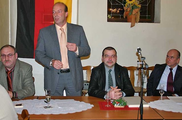 Bild: Primas, Claus, Schr&ouml;ter, Grund (v.l.n.r.)
