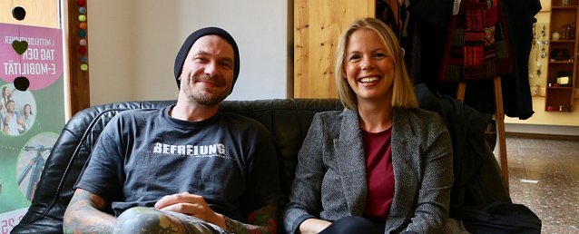 Bild: Frische Kraft f&uuml;r Kreistag und Stadtrat - Alexander Heizer und Carolin Roth wollen sich gerne politische engagieren