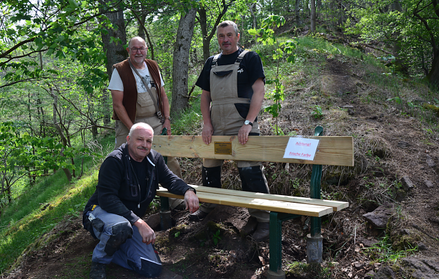 Bild: Alte Bank in neuem Glanz