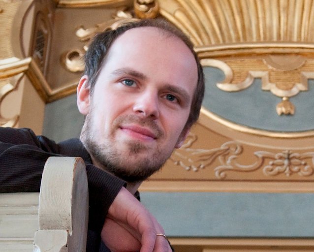 Bild:  Christian Grosch aus Potsdam spielt traditionelle und moderne Orgelmusik