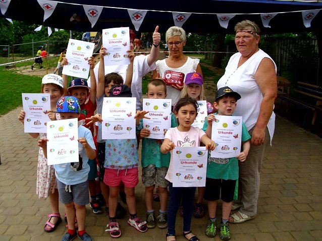 Bild: In der vergangenen Woche war es soweit - die Kinder der DRK Kitas im Landkreis Nordhausen trafen sich zum 4. mal, um ihr Wissen und K&ouml;nnen &uuml;ber die Erste Hilfe unter Beweis stellen zu k&ouml;nnen
