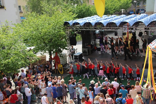 Bild: Allen Unterst&uuml;tzern, Helfern, Ehrenamtlichen, Freiwilligen und Sponsoren sagt die Stadtverwaltung Danke!