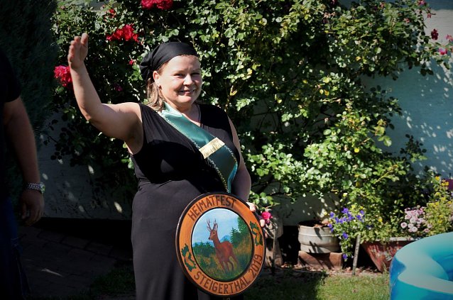 Bild: Am Ende nahm Jana Gerlach die begehrte Troph&auml;e mit nach Hause