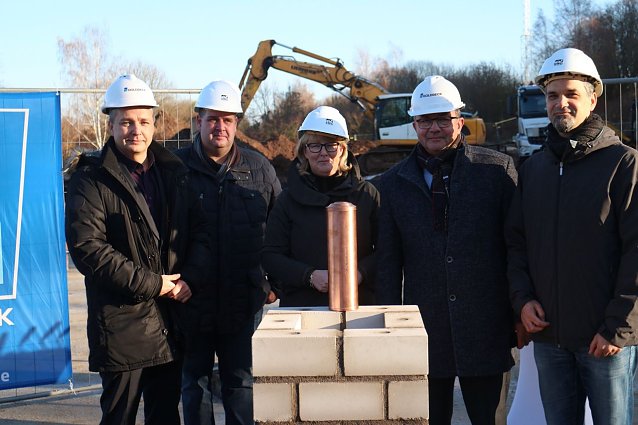 Bild: Grundsteinlegung f&uuml;r zwei neue Mehrfamilienh&auml;user in Nordhausen Nord