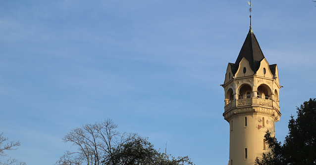 Wird der Turm des Kunsthauses Meyenburg saniert? Foto: Angelo Glashagel