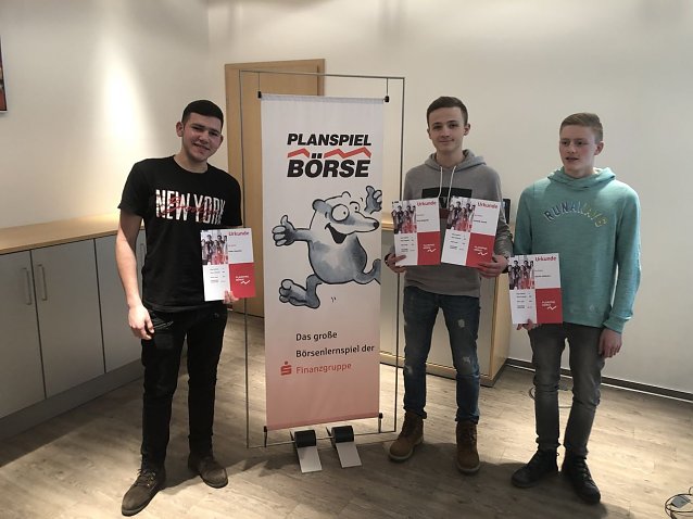 Bild: Bleicher&ouml;der Teams beim Planspiel B&ouml;rse 2019