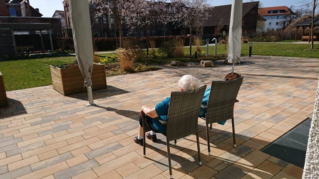 Bild: Ostergr&uuml;&szlig;e aus dem Rolandhaus