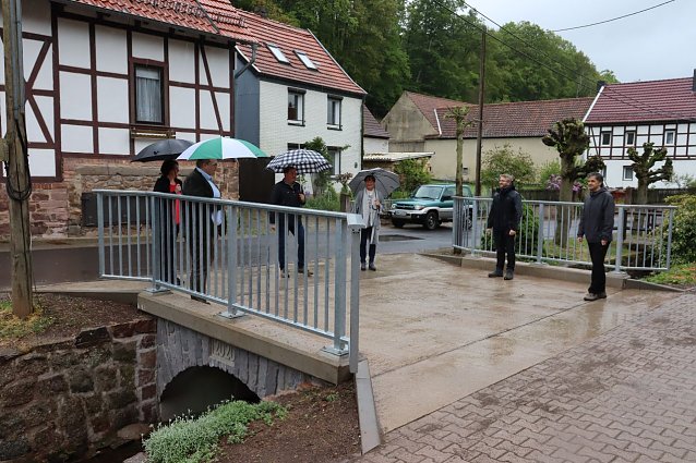 Bild: In Rodishain wurden heute zwei sanierte Br&uuml;cken freigegeben