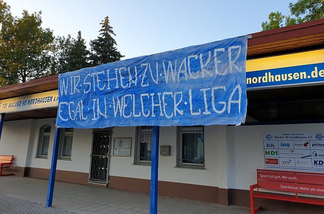 Bild: Wackers Ultras &uuml;ben Solidarit&auml;t