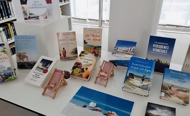 Bild: B&uuml;cherauaswahl zum Sommer