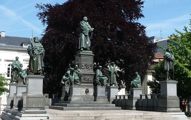 Bild: Lutherdenkmal in Worms