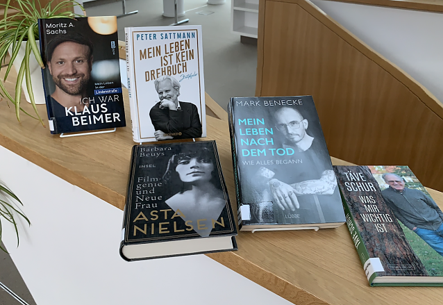 Bild: Lesefutter Lebensgeschichten - die Tipps der Bibliothek drehen sich diese Woche um Biografien