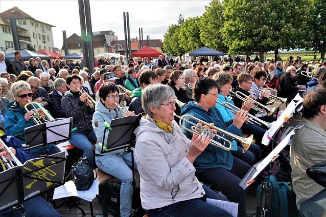 Bild: Bl&auml;sertreffen 2019 in Sch&ouml;nebeck