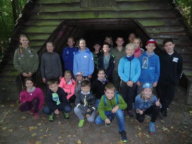 Bild: Spannende Wanderung f&uuml;r Bleicher&ouml;der Sch&uuml;ler