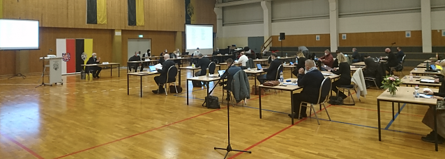 Bild: Letzte Stadtratssitzung in der Ballspielhalle f&uuml;r dieses Jahr