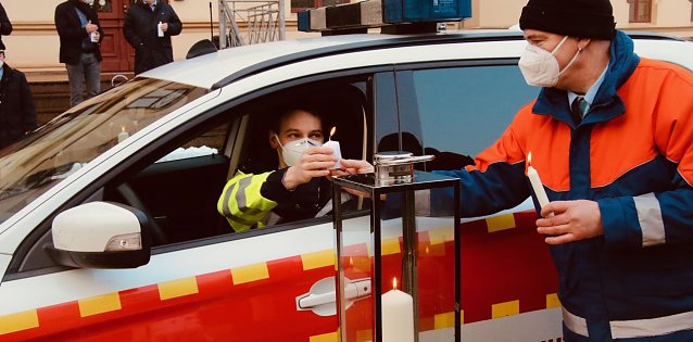 Bild: Friedenslicht aus Bethlehem ausgesandt
