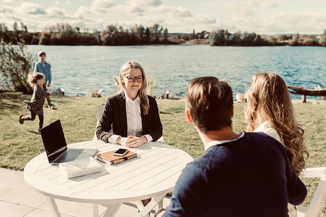 Bild: Familienanw&auml;ltin Andrea Scholz will einige Konventionen ihrer Branche aufbrechen: Unter anderem will sie ihre Mandanten auch zu Hause besuchen, wenn diese das w&uuml;nschen.