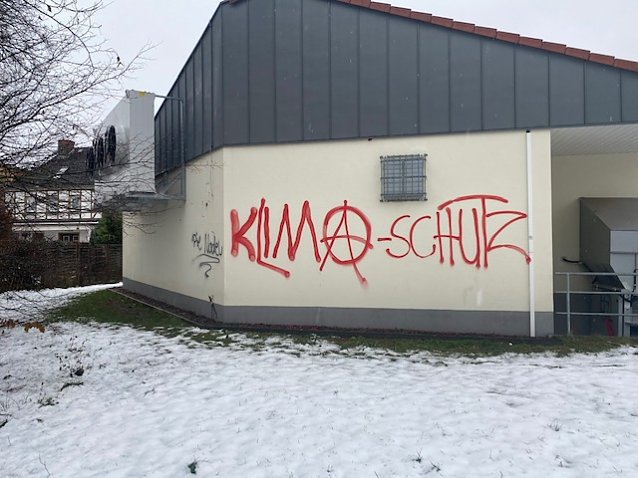 Bild: Vandalismus im Namen des Klimaschutzes?