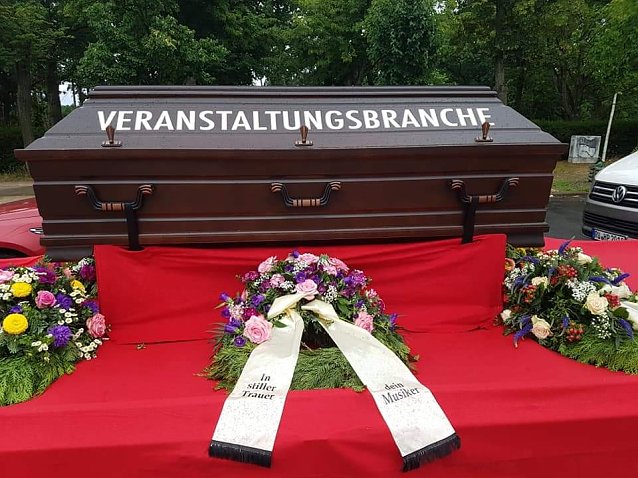 Bild: Immer wieder machten Veranstalter und K&uuml;nstler in der Corona-Krise auf sich aufmerksam