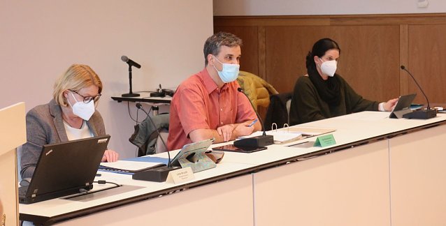 Bild: Neuer Rekord f&uuml;r das Rathaus: nach vier Minuten war der &ouml;ffentliche Teil des heutigen Hauptausschusses beendet