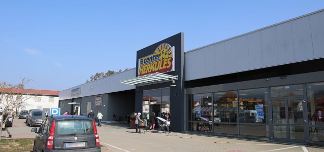 Bild: Nach 25 Jahren saniert: der Herkules Markt in Niedersachswerfen