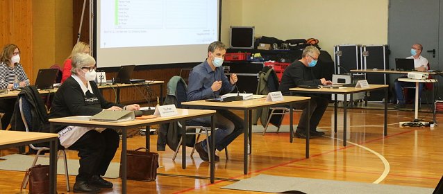 Bild: Live-Ticker aus der Ballspielhalle