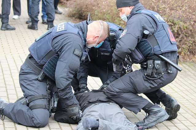Bild: Nach Aufl&ouml;sung der Kundgebung kam es zu einer Festnahme