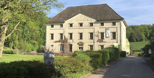 Bild: Herrenhaus des Neuesn Schlosses in Neustadt
