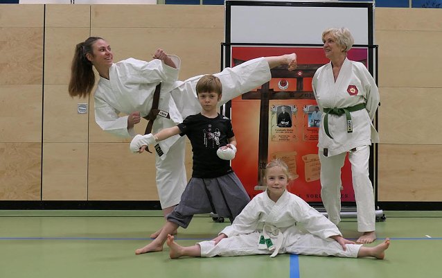 Bild: Jaratetraining f&uuml;r alle Generationen