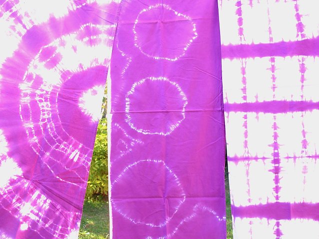 Bild: KILA f&auml;rbt bunt: am Freitag wird wieder Batik angeboten