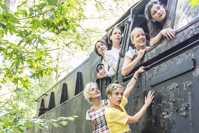 Bild: Das Fr&auml;ulein-Ensemble