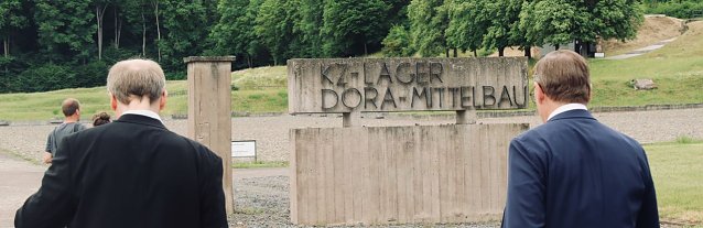 Bild: Geschichtsstunde f&uuml;r Polizisten an der Gedenkst&auml;tte Mittelbau-Dora