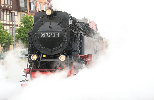 Bild: Wieder Dampf auf dem Kessel - seit heute kann man mit der HSB von Nordhausen aus wieder auf den Brocken fahren