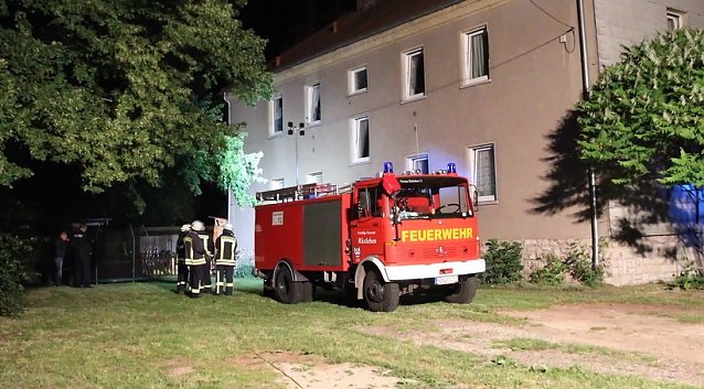 Bild: Partyschuppen brannte in Kleinfurra heute Nacht